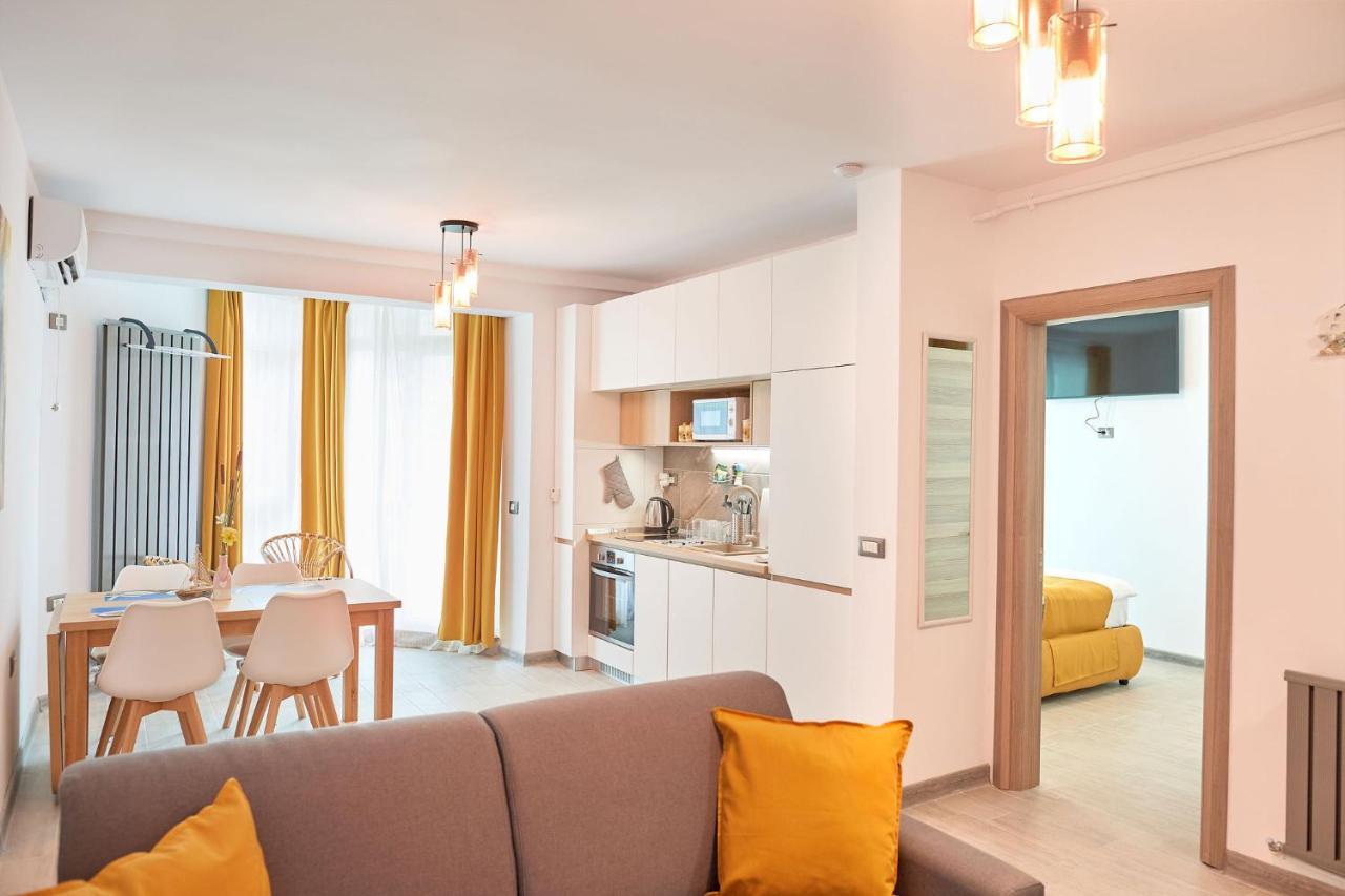 Opal Luxury Apartment 92 Spa N Pool Beach Resort Năvodari Exteriér fotografie